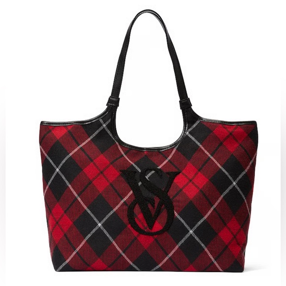 🆕 RESERVED FB 2PC VICTORIA'S SECRET VS PLAID TOTE & COZY BLANKET THROW CHRISTMAS - Picture 3 of 12